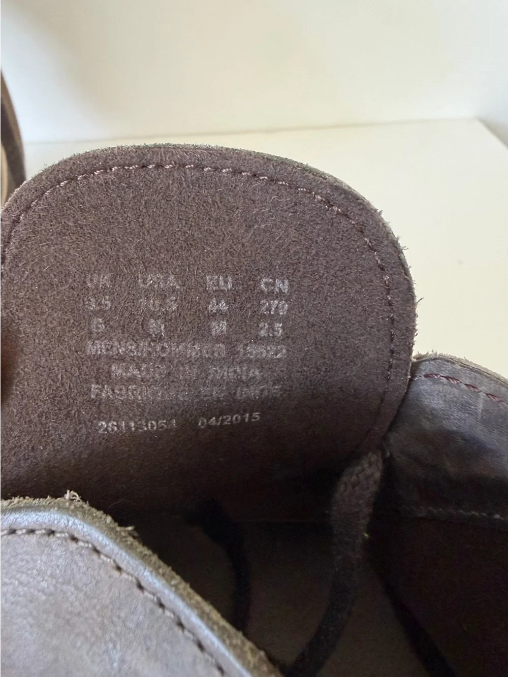 Clarks Desert Chukka Ankle Boots Mens 10.5  Nubuck Leather Gray